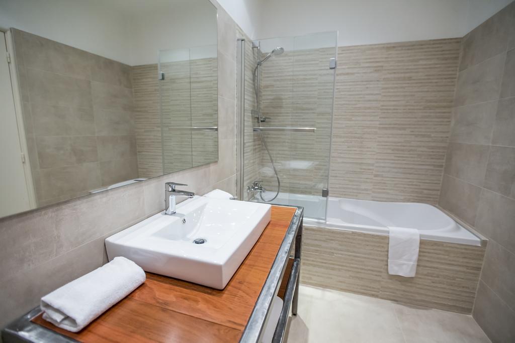 Bleu Rivage Hotel Кан Екстериор снимка